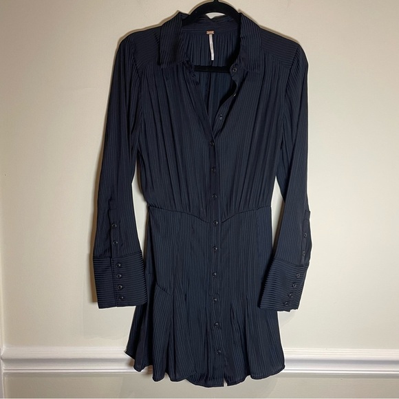 Free People Everly Pinstripe Long Sleeve Shirtdress Size Small - Picture 6 of 10